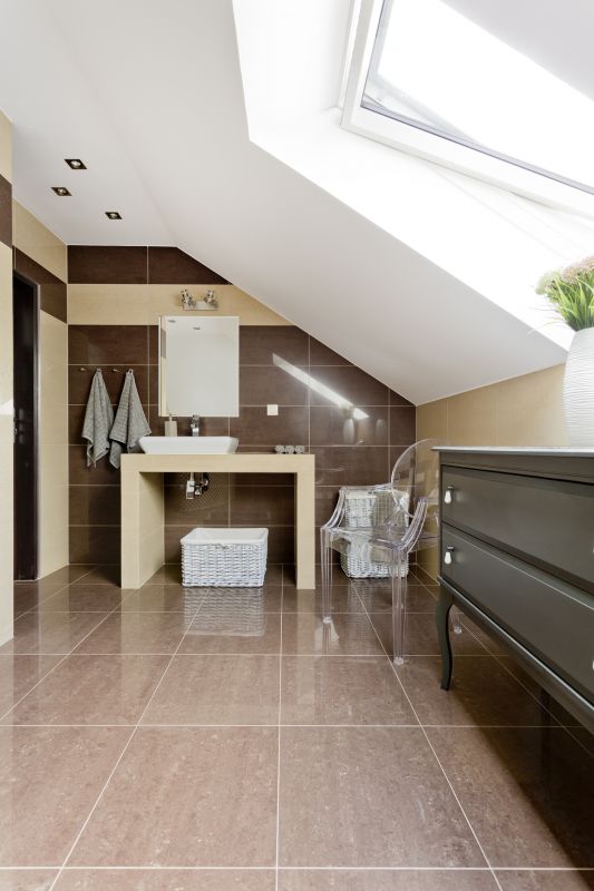 Bright and Spacious Bathroom